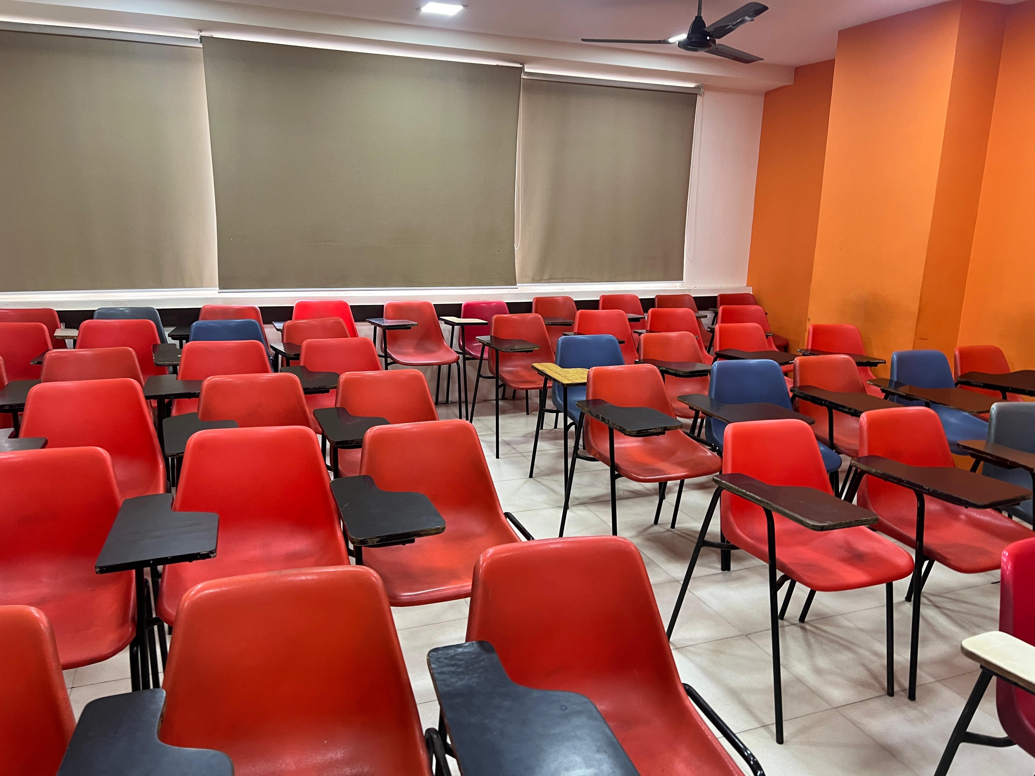 Career Launcher Career Launcher Classroom photo 2